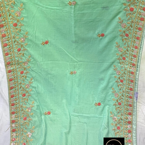 KW Dupatta Velvet Emb (1)